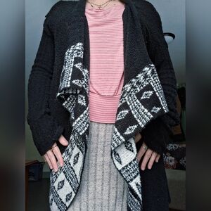 Mudd Bouclé Contrast Print Draped Front Waterfall Cardigan